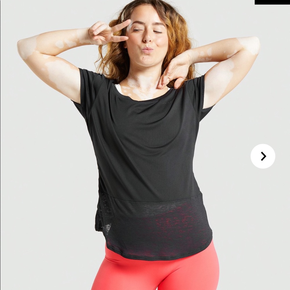 Gymshark Whitney Simmons long line tee NWT